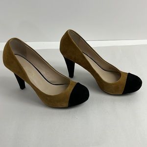 Size 7.5 Franco Sarto tan and black heels